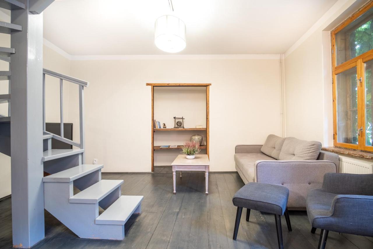 Dream Stay - Bright 2-Bedroom 2-Floor Old Town Apartment Tallin Exterior foto